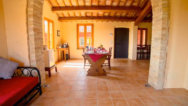 Zona giorno di Cantina D'Erasmo Camere e Degustazioni a Offida